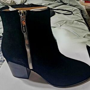 Nine West Niomi Suede Boots